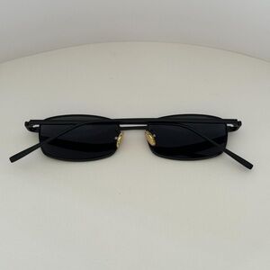 Stylish Black Rectangular Sunglasses